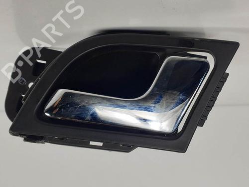 Used Rear right interior door handle TATA ARIA [2010-2026]  18464647