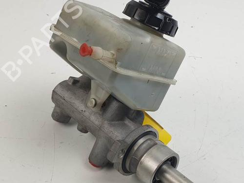Used Brake master cylinder NISSAN INTERSTAR Van (X70) dCi 120 (120 hp) 24934070