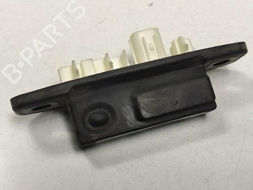 Used Tailgate handle Tailgate handle TOYOTA C-HR (_X1_) 1.8 Hybrid (ZYX10_, ZYX11_, ZYX10R, ZYX11R) (122 hp) 8930450 8930450