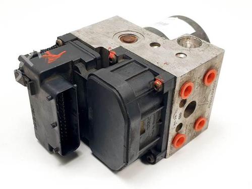 Used ABS pump NISSAN ALMERA II Hatchback (N16) 2.2 Di (110 hp) 6843590