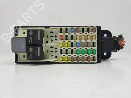 Fuse box JAGUAR XE (X760) 2.0 D | BP10728197E1 