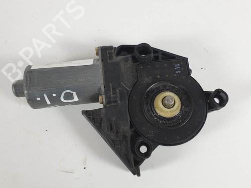 Used Left front window motor Left front window motor VW TOUAREG (7LA, 7L6, 7L7) 2.5 R5 TDI (174 hp) 6844040 6844040