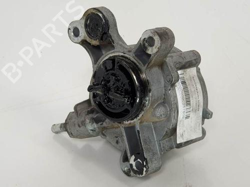 Used Vacuum pump VOLVO V50 (545) 2.0 D (136 hp) 6861687