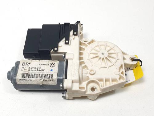 Used Right rear window motor Right rear window motor VW TOURAN (1T1, 1T2) 2.0 TDI 16V (140 hp) 39745917 39745917