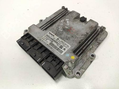 Used Engine control unit (ECU) PEUGEOT 4007 (VU_, VV_) 2.2 HDi (156 hp) 8792780