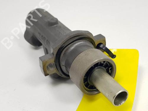 Brake master cylinder FORD TRANSIT Van (FA_ _) 2.4 DI (FAA_, FAB_, FAC_, FAD_) | BP11491823M77 - Image 3