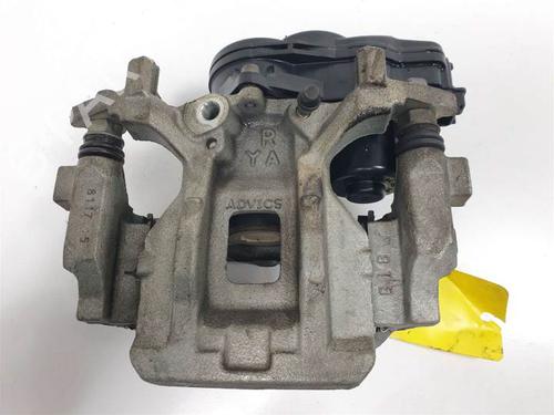 Pinza freno trasera derecha TOYOTA C-HR (_X1_) 1.8 Hybrid (ZYX10_, ZYX11_, ZYX10R, ZYX11R) (122 hp) 11570573