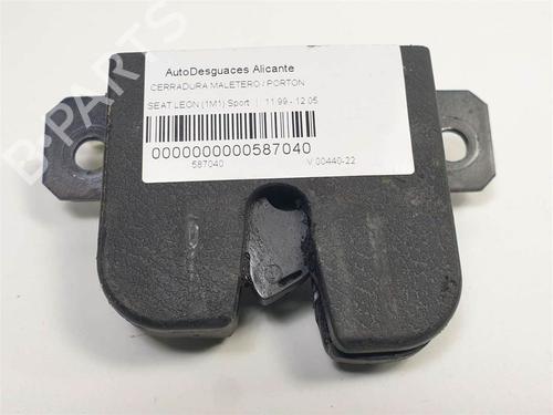 tailgate-lock-seat-leon-1m1-16-16-v-3b9827505c-1999-2000-2001-2002-2003-2004-2005-2006-10632539 main image