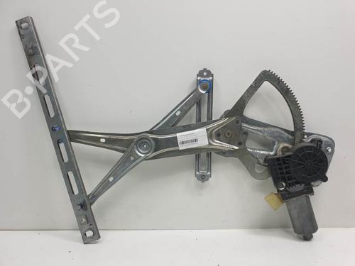 Used Front right window mechanism Front right window mechanism MERCEDES-BENZ CLK Convertible (A208) CLK 230 Kompressor (208.448) (197 hp) 9247152 9247152