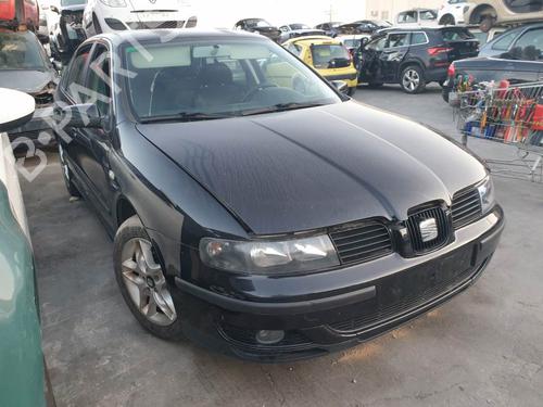 Left front fog light SEAT LEON (1M1) 1.9 TDI | BP24633105C30  - Image 27