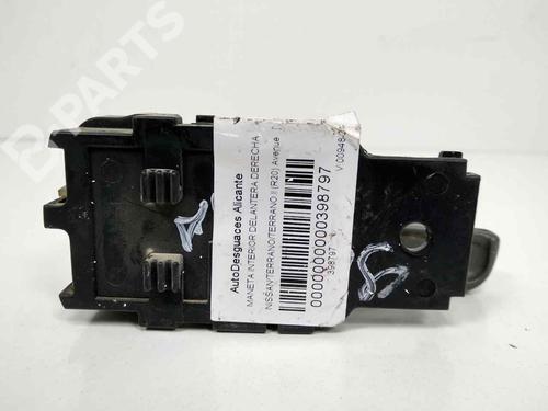 Front right interior door handle NISSAN TERRANO II (R20) 2.7 TDi 4WD | BP7993898I14 