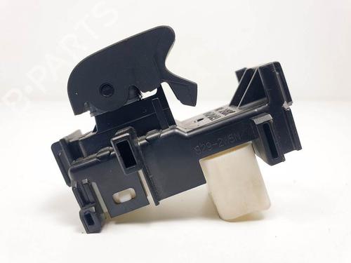 Used Right rear window switch Right rear window switch TOYOTA YARIS (_P13_) 1.3 (NSP130_, NSP130) (99 hp) 14985302 14985302