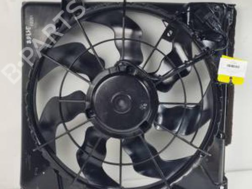 Used Radiator fan HYUNDAI i30 Estate (FD) 1.6 CRDi (128 hp) 30998445