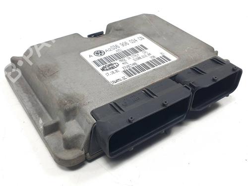 Calculateur moteur (ecu) VW GOLF IV (1J1) 1.6 16V (105 hp) 29989806