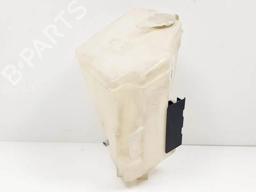 Used Windscreen washer tank BMW 3 (E46) 318 i (118 hp) 25117550