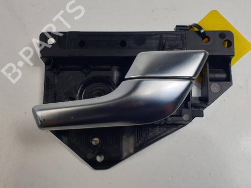 Used Front right interior door handle Front right interior door handle LAND ROVER RANGE ROVER EVOQUE (L538) 2.2 D 4x4 (190 hp) 39916561 39916561