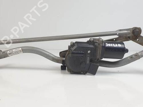 Used Front wiper motor AUDI A4 B8 (8K2) 1.8 TFSI (170 hp) 25779960