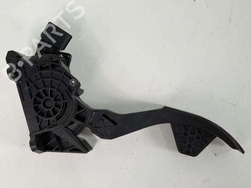 Used Pedal Pedal SKODA FABIA III (NJ3) 1.0 (75 hp) 6843825 6843825