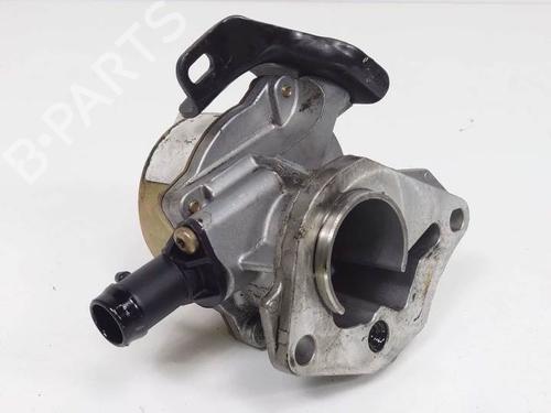Vakuumpumpe RENAULT MEGANE II (BM0/1_, CM0/1_) 1.5 dCi (BM1E, CM1E) (106 hp) 8143137