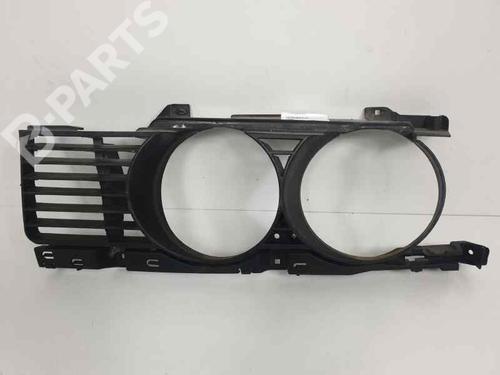 Front grille BMW 5 Touring (E34) 525 i (192 hp) 6892689