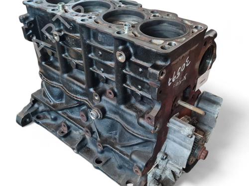 engine-for-parts-audi-a4-b6-8e2-2000-2001-2002-2003-2004-2005-28061673 main image