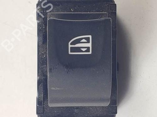 Used Right front window switch Right front window switch RENAULT LAGUNA III (BT0/1) 2.0 dCi (BT01, BT08, BT09, BT0E, BT0K, BT12, BT1C, BT1D,... (150 hp) 18537147 18537147