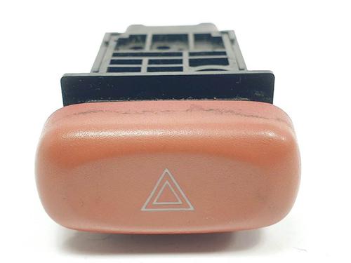 Used Warning switch Warning switch SUZUKI GRAND VITARA I (FT, HT) 2.5 V6 24V 4x4 (TD62, SQ625) (144 hp) 16425851 16425851