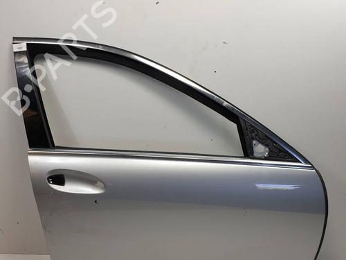 Used Right front door Right front door 37257721 37257721