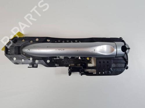 front-left-exterior-door-handle-renault-megane-iii-hatchback-bz01_-b3_-2008-34510931 main image