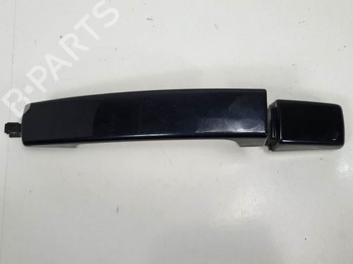 Used Front left exterior door handle Front left exterior door handle LAND ROVER DISCOVERY III (L319) 2.7 TD 4x4 (190 hp) 6847393 6847393