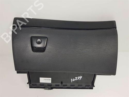 Used Glove box Glove box 10866889 10866889