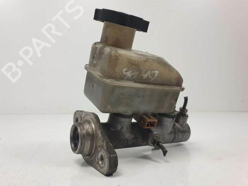 Used Brake master cylinder Brake master cylinder HYUNDAI ELANTRA III Saloon (XD) 2.0 CRDi (113 hp) 10010307 10010307