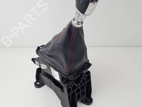 Used Gear lever Gear lever FORD ECOSPORT 1.0 EcoBoost (125 hp) 26537097 26537097