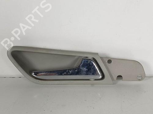 Used Front right interior door handle Front right interior door handle MERCEDES-BENZ B-CLASS Sports Tourer (W245) B 200 CDI (245.208) (140 hp) 12358520 12358520