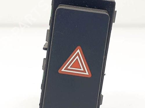 Used Warning switch Warning switch LAND ROVER RANGE ROVER VELAR (L560) 2.0 D240 SD4 4x4 (241 hp) 18653147 18653147