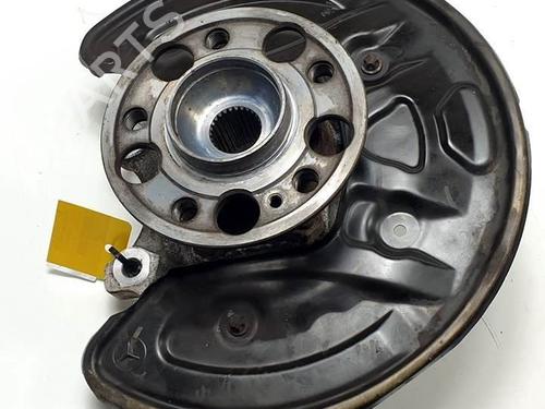 Used Left rear steering knuckle Left rear steering knuckle MERCEDES-BENZ C-CLASS Convertible (A205) C 250 d (205.408) (204 hp) 25285763 25285763