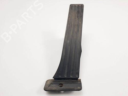 Used Pedal Pedal BMW X3 (E83) xDrive 20 d (177 hp) 12366486 12366486