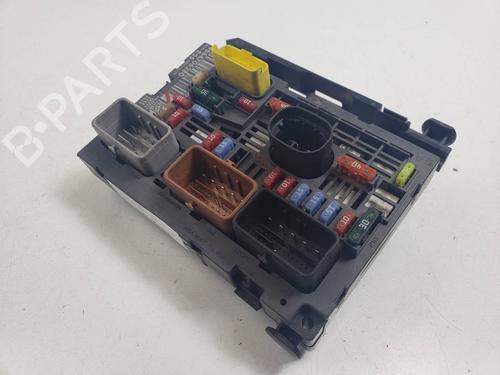 fuse-box-peugeot-partner-tepee-2008-37756193 main image