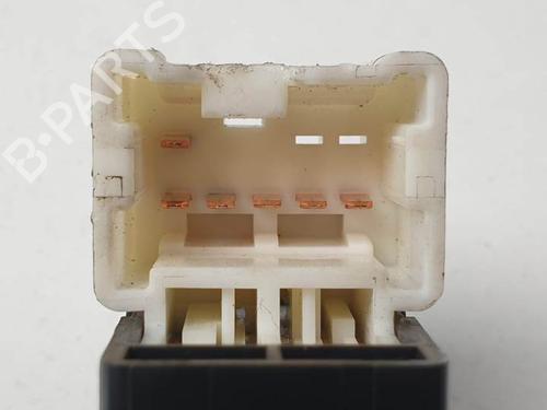 Left front window switch NISSAN X-TRAIL I (T30) 2.2 dCi 4x4 | BP24933066I27 
