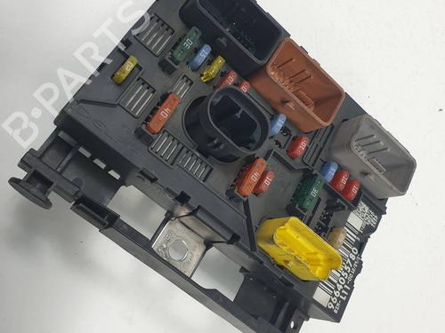 Used Fuse box Fuse box PEUGEOT 307 (3A/C) 1.6 HDi (90 hp) 34514622 34514622