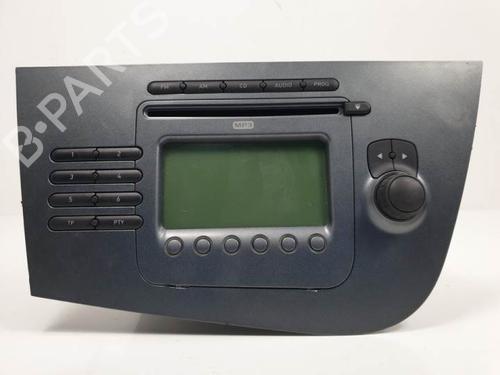 Used Radio SEAT LEON (1P1) 1.6 (102 hp) 12383303