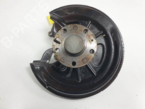 Used Right rear steering knuckle Right rear steering knuckle VW GOLF VI (5K1) 1.6 TDI (105 hp) 12537334 12537334