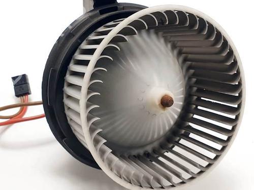 Used Heater blower motor MERCEDES-BENZ E-CLASS (W212) E 220 CDI / BlueTEC (212.001, 212.002) (170 hp) 18906918