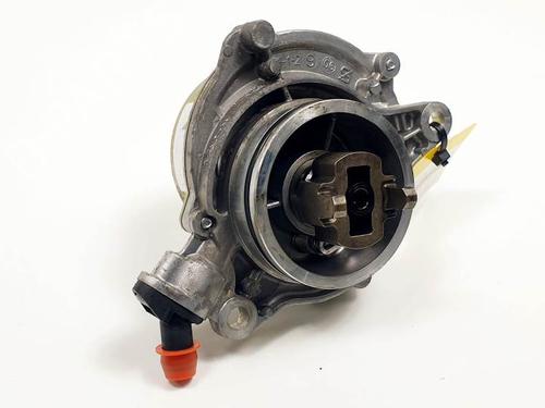 Used Vacuum pump BMW 3 (E90) 320 d (163 hp) 24934954
