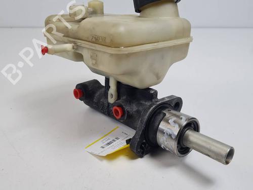 Used Brake master cylinder Brake master cylinder 37484366 37484366