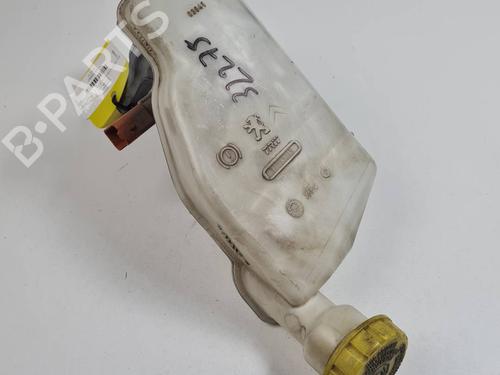 Brake master cylinder PEUGEOT 2008 I (CU_) 1.6 BlueHDi | BP34512204M77 - Image 2
