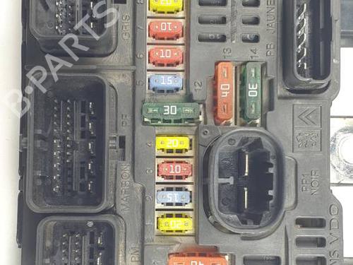 Fuse box CITROËN C5 II (RC_) 2.0 HDi (RCRHRH) | BP30166773E1