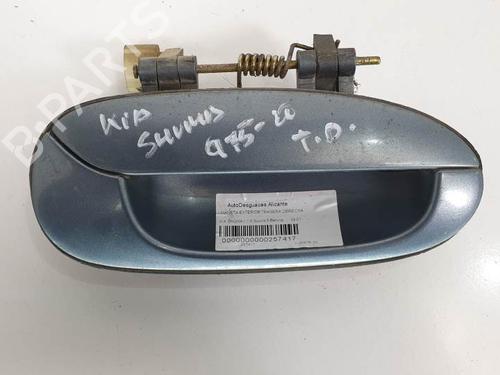 Høyre bak utvendig håndtak KIA SHUMA II (FB) 1.6 (101 hp) 6910079