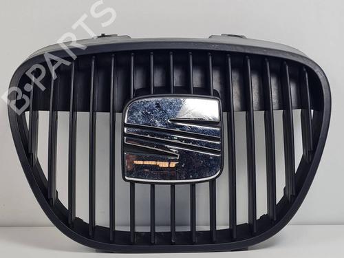 Used Grille Grille 37484322 37484322