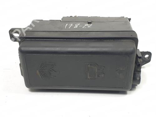 Used Fuse box Fuse box MINI MINI Roadster (R59) Cooper SD (143 hp) 9226574 9226574